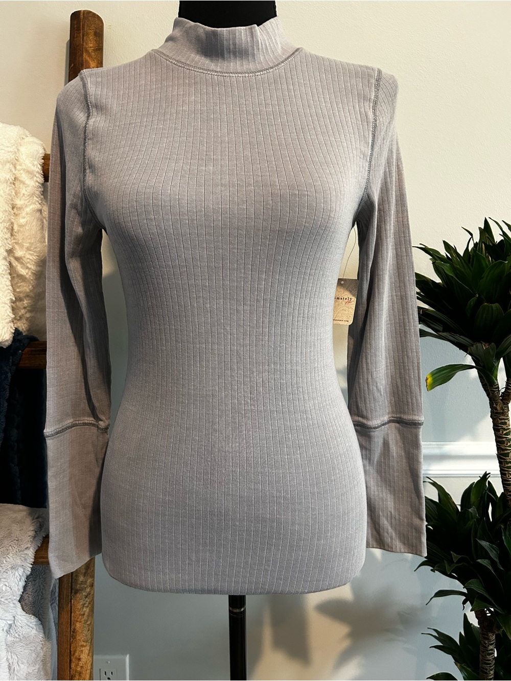 Free People Ribbed Mock Neck Long Sleeve Top - Light Gray Size Medium (NWT)